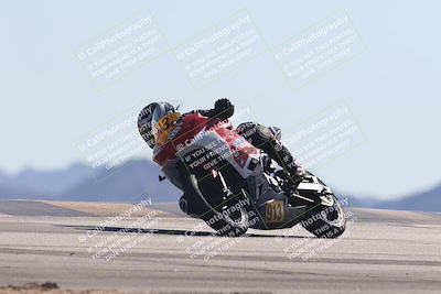 media/Oct-30-2025-Racers Edge (Thu) [[dabbdaf680]]/3-B Group/Session 4 Turn 9/